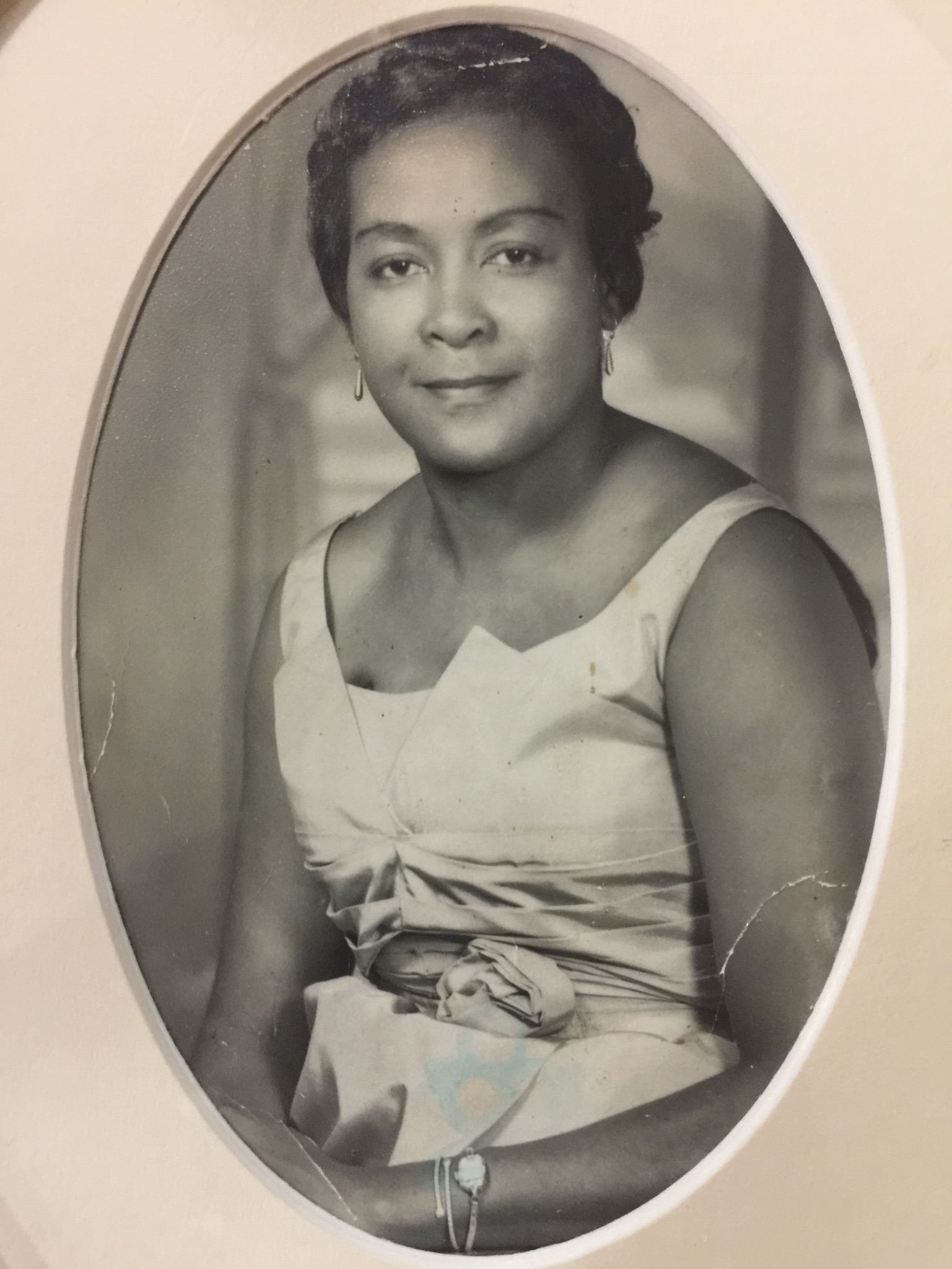 8B059F3D-D2EC-4452-87F1-544B0E364021